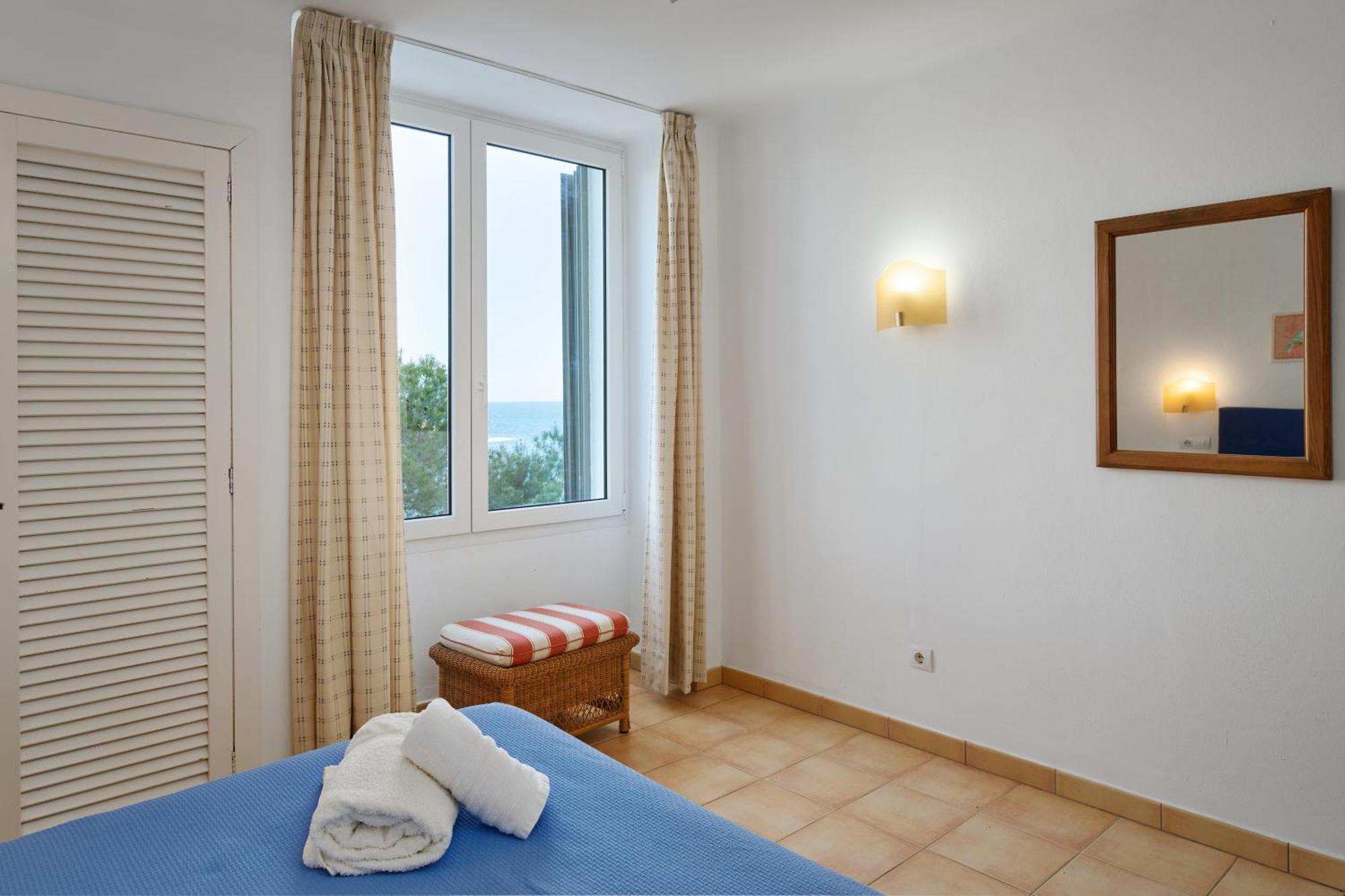 Waterfront Apartment 'Maria'. Pool. Wifi Santanyí Esterno foto